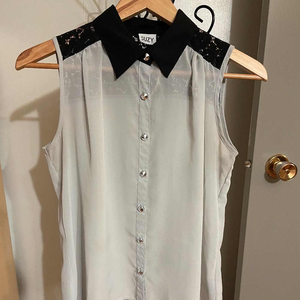 SUZY SHIER Sleeveless Lace Black Top